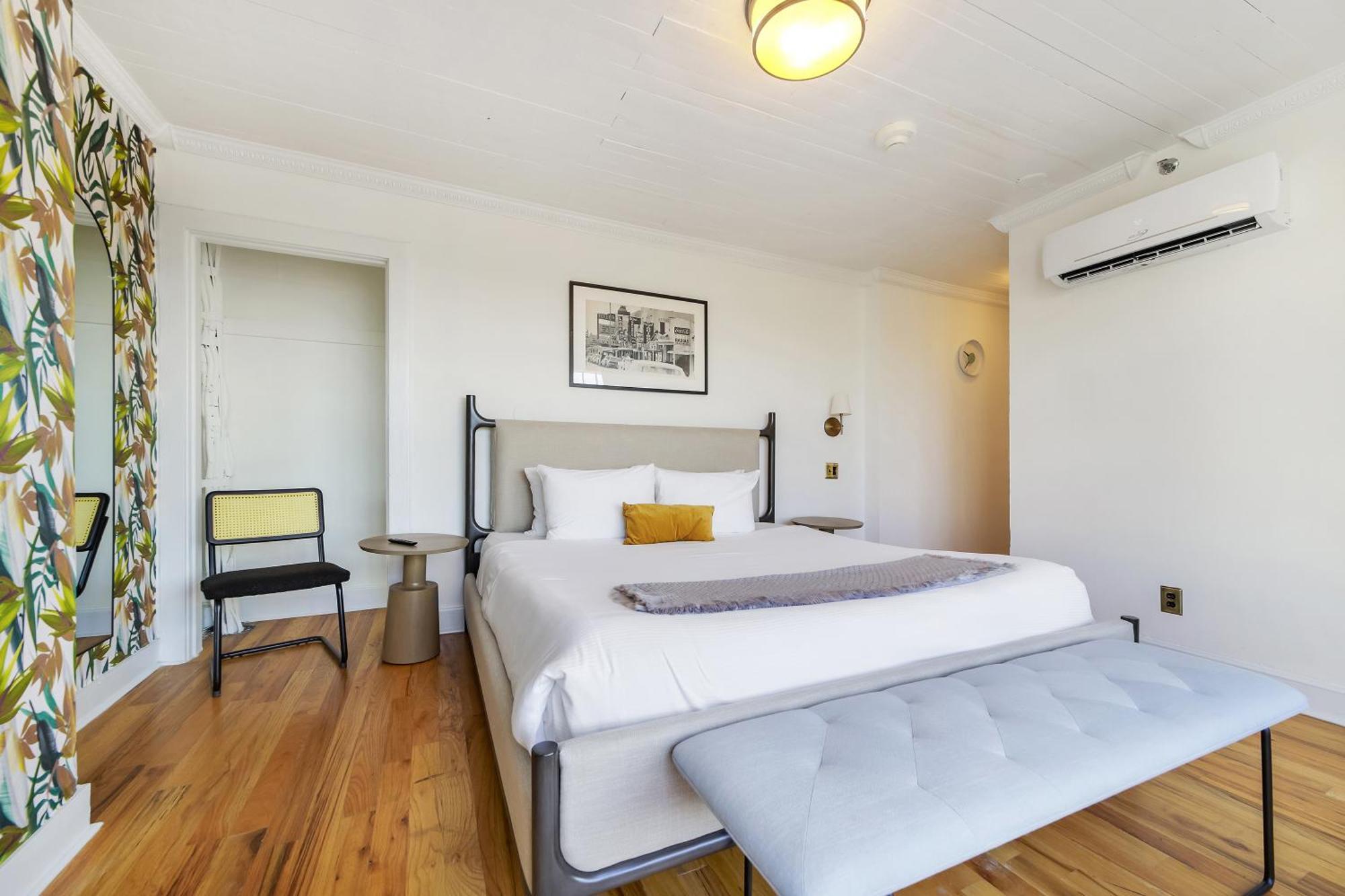 Hotel Tower Little Havana 3*